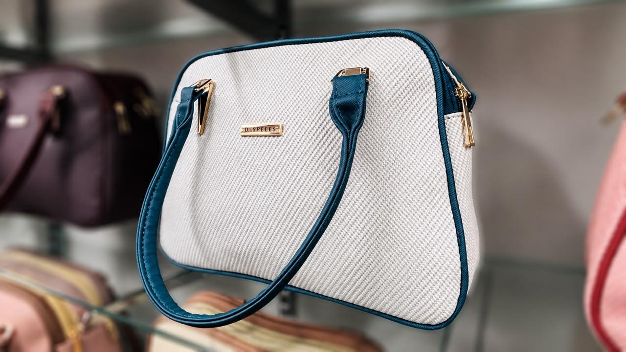Elegant Women's Handbag | Stylish Everyday Shoulder Bag