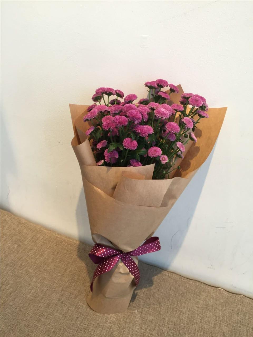 Pink Chrysanthemum Bouquet | Fresh Flower Arrangement in Kraft Paper