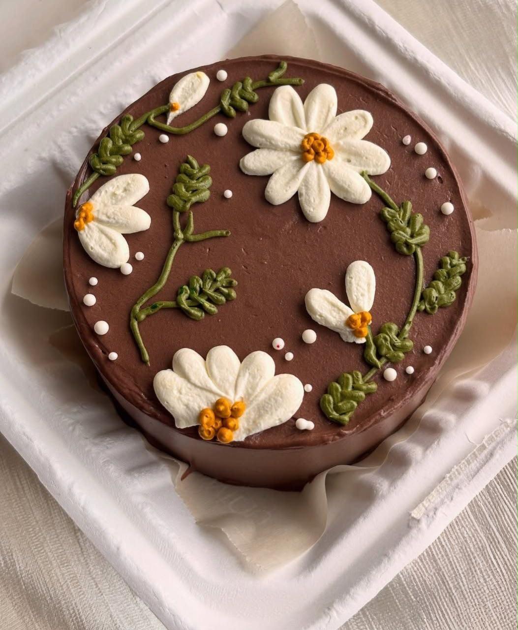 Rustic Floral Chocolate Cake | Elegant Flower Decor Celebration Cake